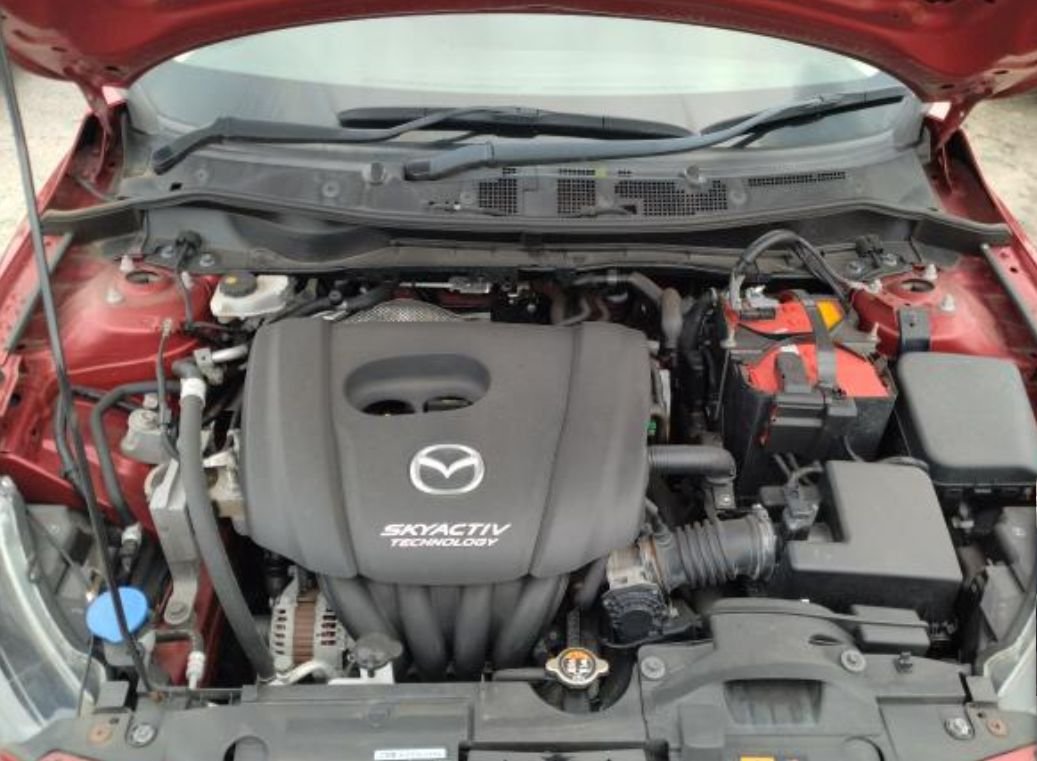 Engine bay of the 1.3 L Skyactiv engine