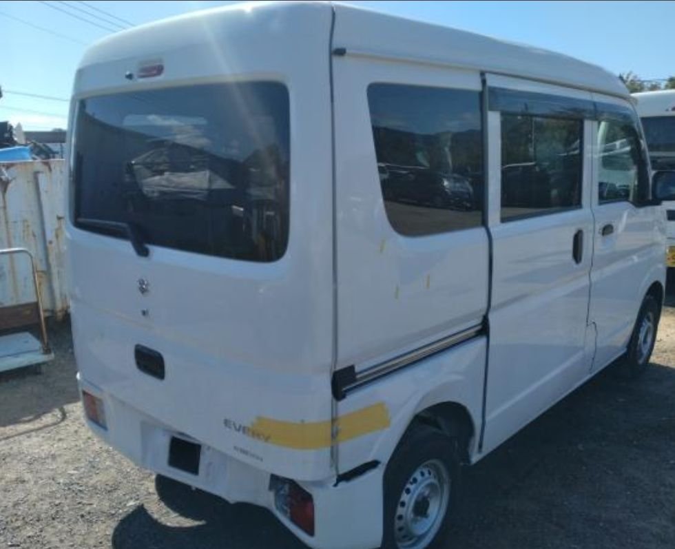 Rear left of the Every with tape marks on the side