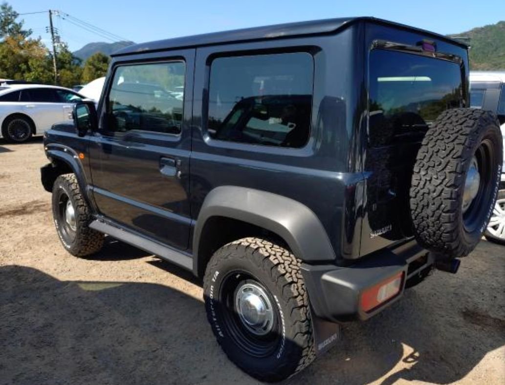 Rear of the Jimny Sierra with the spare wheel